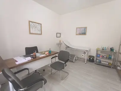 Dr Derdour Selma neurochirurgie