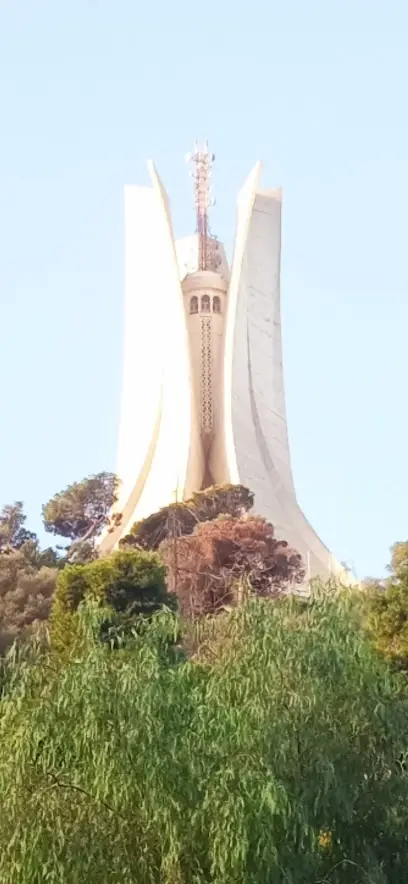 El madania