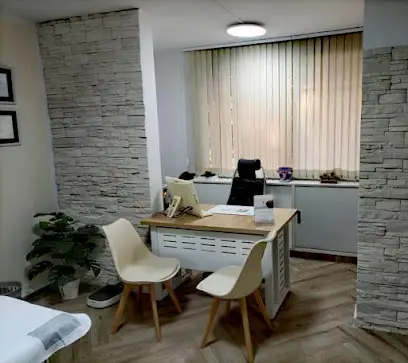 Dr ADJAB F, Épouse MOUFEK