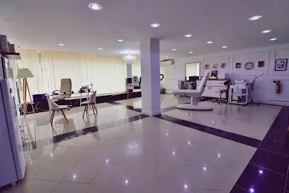 Cabinet Medico esthétique Dr Djenad - Layan Gül