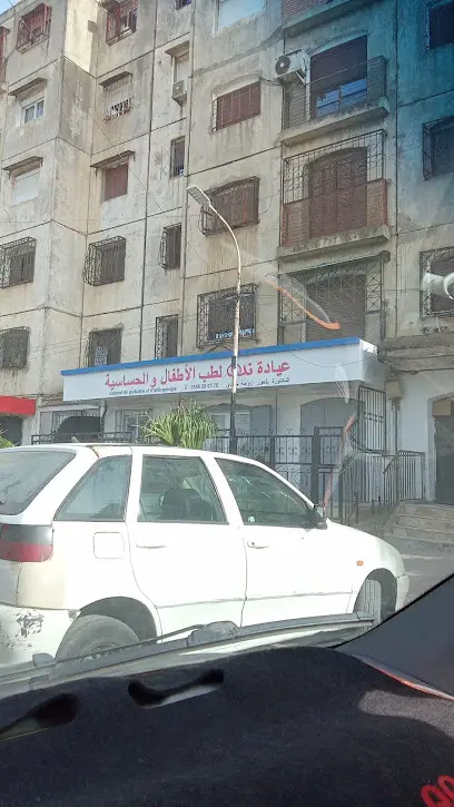 طبيبة اطفال